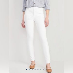 Old Navy High-Waisted Pixie Skinny Pants.size 8. White . Never worn .